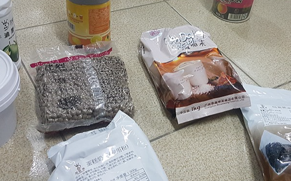 Triệt phá đường dây sản xuất, mua bán trà sữa bẩn