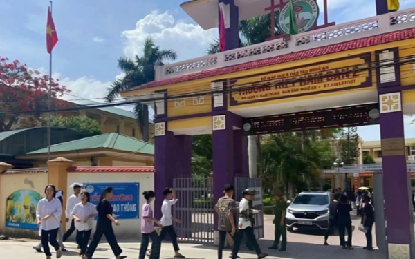 Thầy giáo coi thi lớp 10 trần tình về phát ngôn 