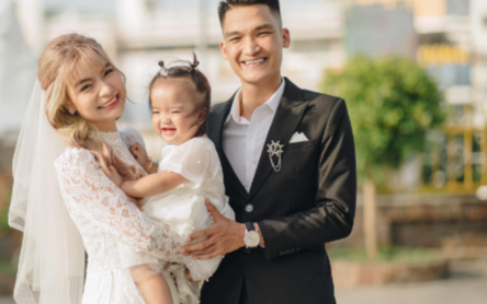 Mạc Văn Khoa b:án bún đậu kiếm được 2 tỷ/ ngày, doanh thu đáng nể: Ở biệt thự 50 tỷ